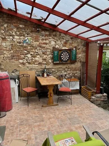 Downtown Apartment With Garden For 3 People